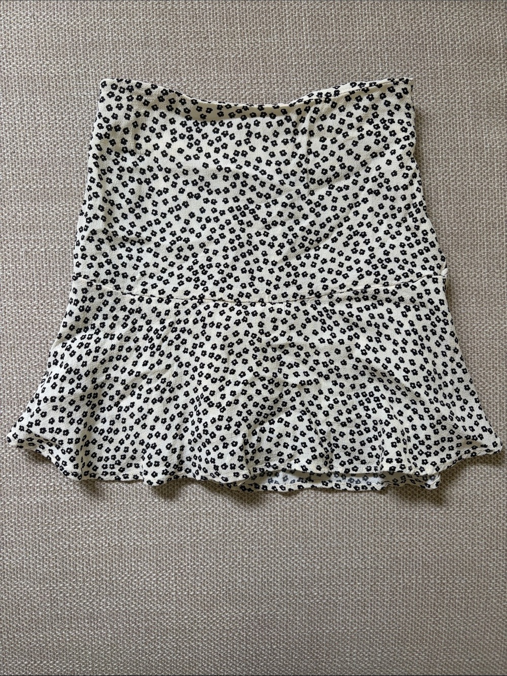 Zara Black and White Floral Print Skirt